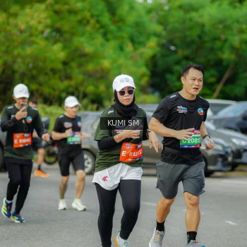 Runner Photo 3865605