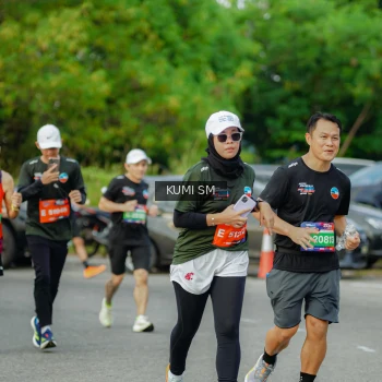 Runner Photo 3865606