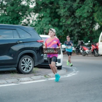 Runner Photo 3865612