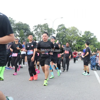 Runner Photo 3865691