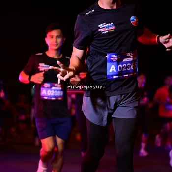 Runner Photo 3865773