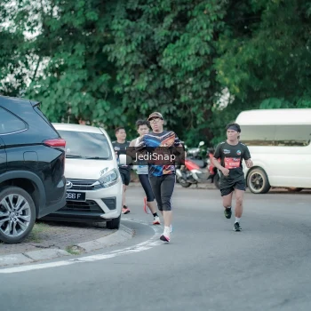 Runner Photo 3865799
