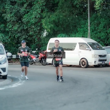 Runner Photo 3865807