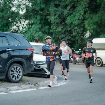 Runner Photo 3865809