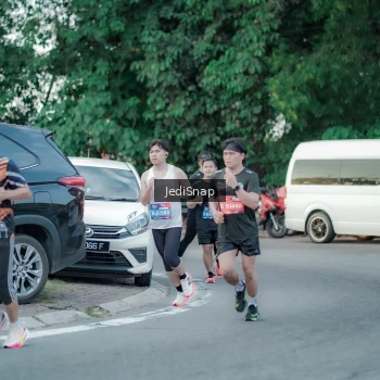 Runner Photo 3865830