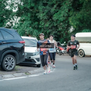 Runner Photo 3865831