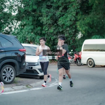 Runner Photo 3865849