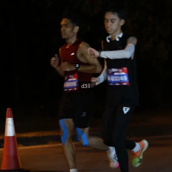 Runner Photo 3865901