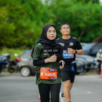 Runner Photo 3865950