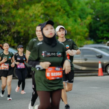 Runner Photo 3865995