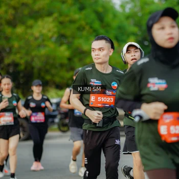 Runner Photo 3866006