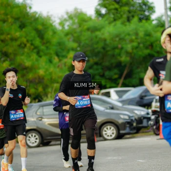 Runner Photo 3866135