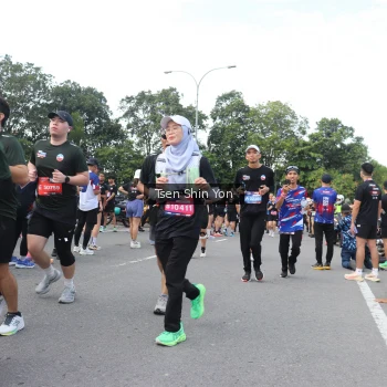 Runner Photo 3866240