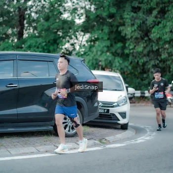 Runner Photo 3866286