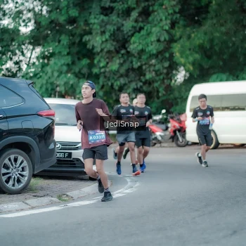 Runner Photo 3866330