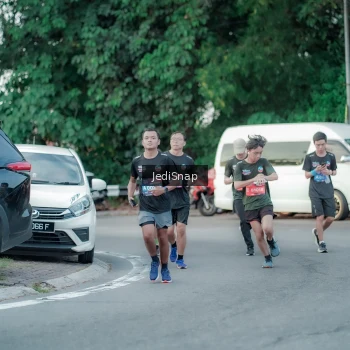 Runner Photo 3866362