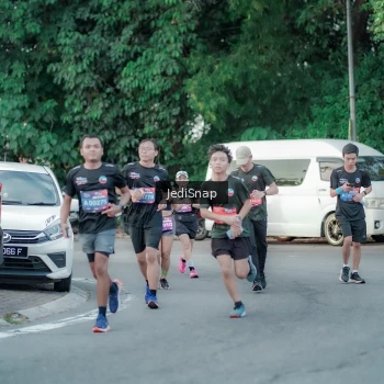 Runner Photo 3866363