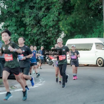Runner Photo 3866400