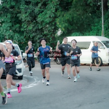 Runner Photo 3866476
