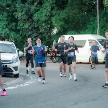 Runner Photo 3866486