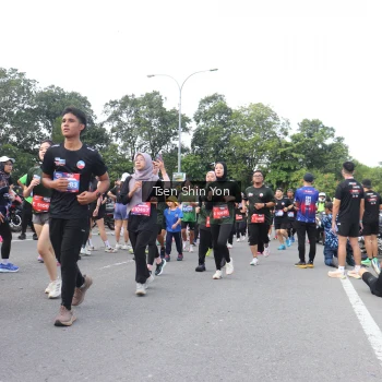 Runner Photo 3866498