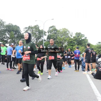 Runner Photo 3866534