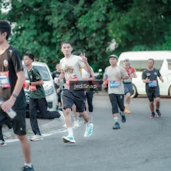 Runner Photo 3866545