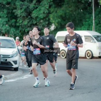 Runner Photo 3866573