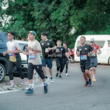 Runner Photo 3866595