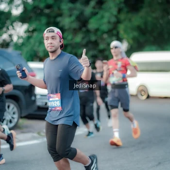 Runner Photo 3866612
