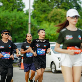 Runner Photo 3866615