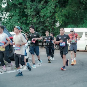 Runner Photo 3866648