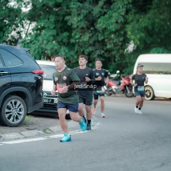 Runner Photo 3866691