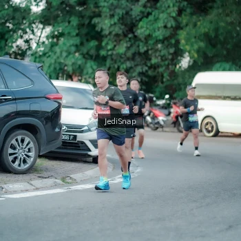 Runner Photo 3866700