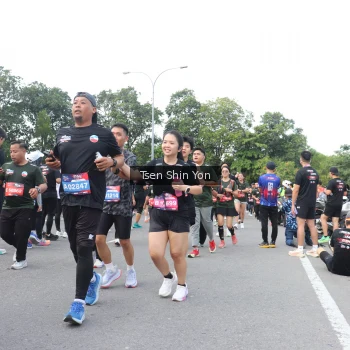 Runner Photo 3866715