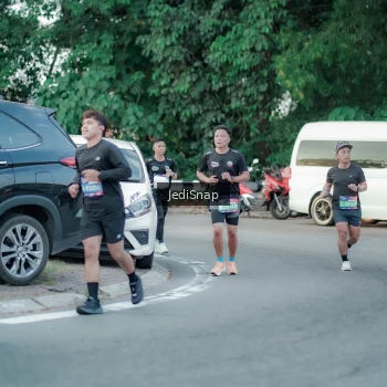 Runner Photo 3866744