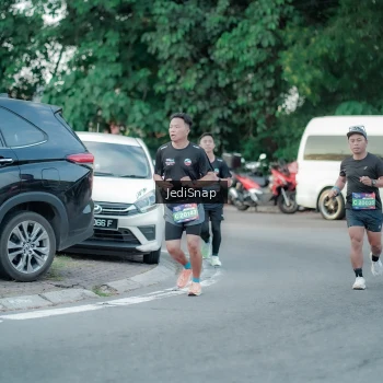 Runner Photo 3866782