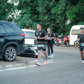 Runner Photo 3866786