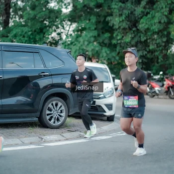 Runner Photo 3866818