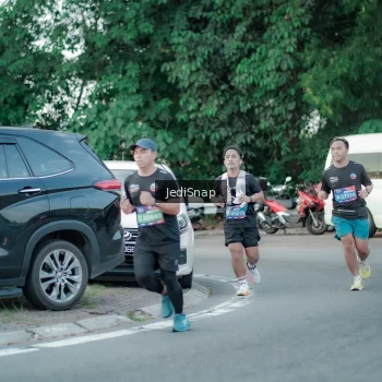 Runner Photo 3866857