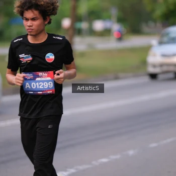 Runner Photo 3866876