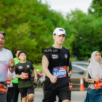 Runner Photo 3867242