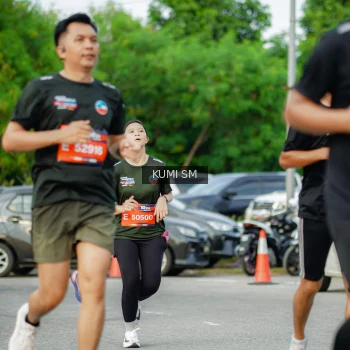 Runner Photo 3867337