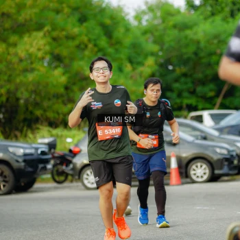 Runner Photo 3867371