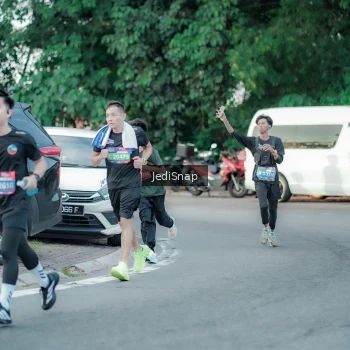 Runner Photo 3867372