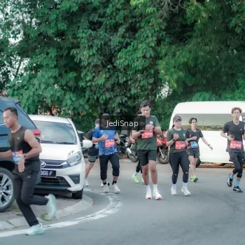 Runner Photo 3867437