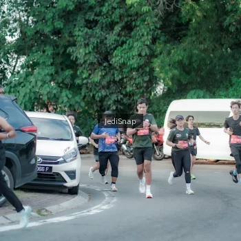 Runner Photo 3867458