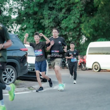 Runner Photo 3867468