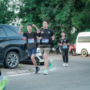 Runner Photo 3867542