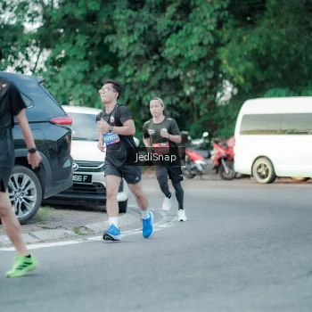 Runner Photo 3867573